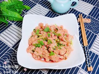 17、腐乳菜花,一盘色彩艳丽的营养腐乳花菜就上桌了。