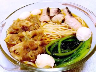 13、鲜活时蔬面,特别适合上学的孩子吃营养丰富又方便快捷