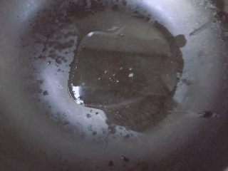 5、蘑菇蛋花汤,起油锅