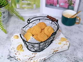 17、杏仁薏米曲奇饼干,下午茶必备甜品。