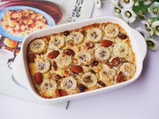 15、香蕉牛奶烤燕麦,好吃到停不下来。