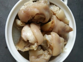 10、#猪脚#炖猪脚,之后汤鲜肉烂