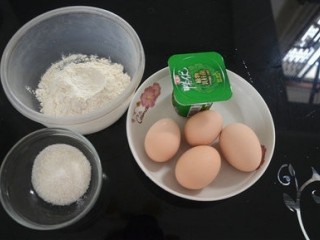 1、蒸锅小蛋糕????,准备材料
