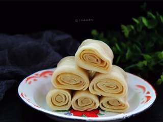 12、死面卷子,吃的时候一层一层的揭着吃，感觉特别好。