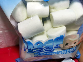 1、奶枣,奶香味绵花糖