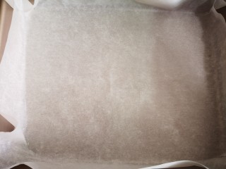 15、肉松小贝,烤盘放油纸