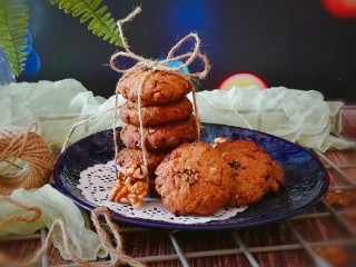 15、宫廷桃酥,吃剩下的放到密封盒里保存