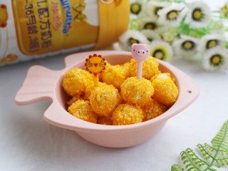 14、黄金米粉球,好吃到停不下来。