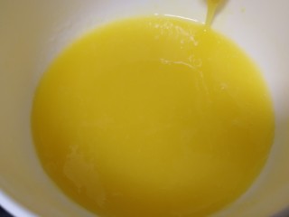 12、核桃酥,搅拌均匀。