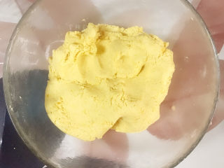 9、南瓜小圆子,直至完全融合成团