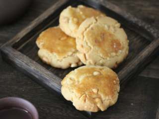 14、美味花生酥,成品酥香好吃。