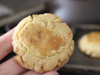 15、美味花生酥,你也动手试试吧。