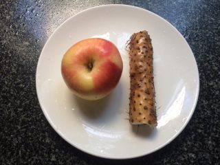 1、山药苹果泥,准备好食材