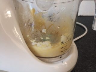 11、山药苹果泥,按辅食键大概3分钟搅拌