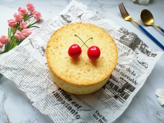 16、亚麻籽戚风蛋糕,凉透以后脱模。