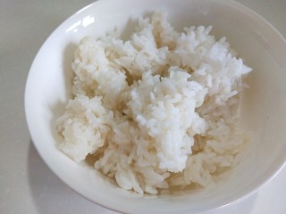 1、米饭鸡蛋山药饼,剩米华丽变身也是可以美味儿的？