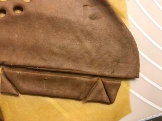 11、小熊馒头,用刀切出三角形当小熊嘴巴