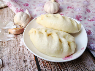 12、牛心菜蒸包,白白胖胖真好吃。