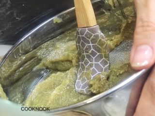 14、秋香栗子千层蛋糕,筛掉粗大的颗粒