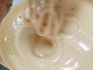 7、红枣枸杞蛋糕,打发至提起打蛋器画8已字不易消失