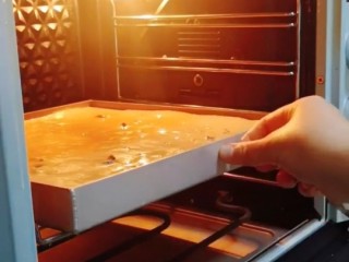 14、红枣枸杞蛋糕,烤箱预热170℃烤30分钟