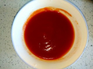 8、菠萝咕咾肉,搅拌成汁