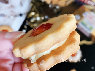 13、冬至美食 奶酪夹心饼干,就香这样。