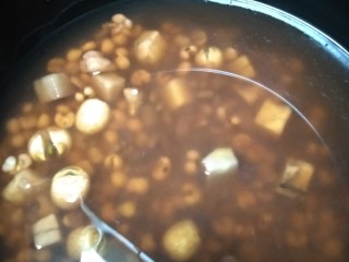 6、茯苓莲子羹,加足水，煲汤键