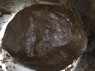 9、巧克力软曲奇????（趣多多）,9️⃣ 用手揉成块状或者长条状，放入冰箱中冷藏1-12小时。