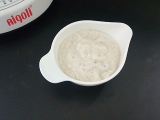 6、西葫芦鲜虾圈,备用