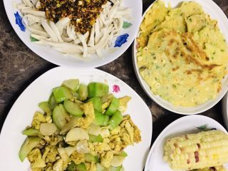 6、土豆混杂煎饼????,唔 开动啦