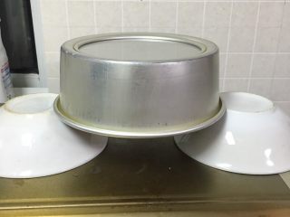 15、可可毛坯蛋糕,烤完立即倒扣放凉，三小时后再脱模。