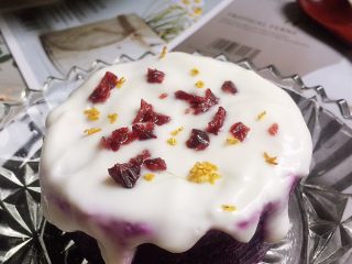 11、酸奶紫薯泥,完成。