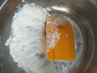 10、葡式蛋挞,8g面粉