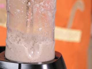 8、宝宝辅食 牛肉泥,打成肉泥，不需要太稀。