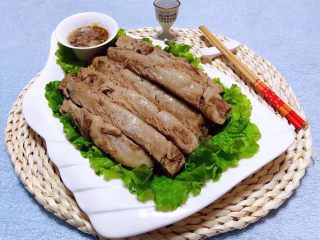 11、手扒排骨,再来一杯小白烧别有一番滋味