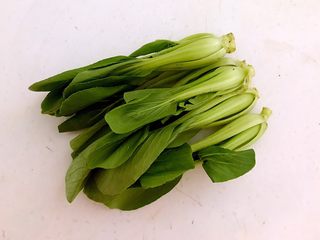 3、5分钟快手菜 适合减肥的油菜豆腐汤,油菜