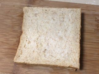 8、芝士火腿三明治,再加一片吐司