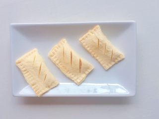 12、#宝宝辅食#苹果派,准备下锅咯