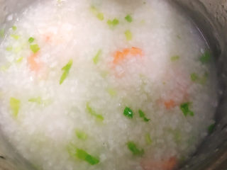 10、鲜虾砂锅粥,拌匀