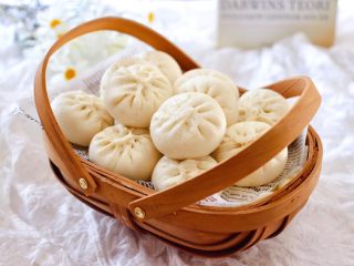 22、西葫芦猪肉发面包,好吃到哭，香味馋哭邻居家的小孩。