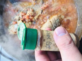 16、茄汁黄鱼焖豆腐,1汤匙胡椒粉去腥