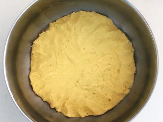 7、宝宝健康食谱  黄金小窝头,玉米面饧好了