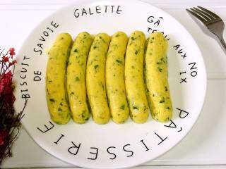 9、银鱼蔬菜蛋肠,如果蘸着番茄酱吃味道棒棒的。