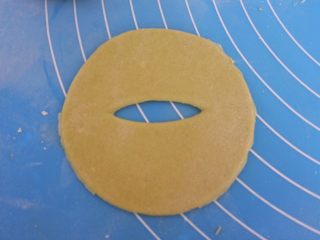 9、????豌豆荚小馒头????,摊开是这样的。