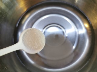 3、牛肉夹馍~自己活面烙白吉馍,加入3克食盐