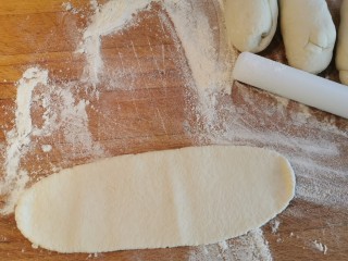 14、牛肉夹馍~自己活面烙白吉馍,擀成面片