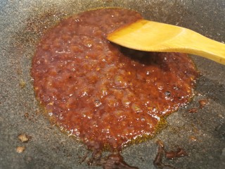 31、牛肉夹馍~自己活面烙白吉馍,烧至开锅