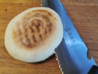 37、牛肉夹馍~自己活面烙白吉馍,白吉馍中间切开