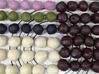 6、星空下的蛋黄酥,分别只做油酥和水油皮